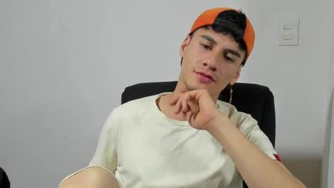 Your real love online show from May 14, 2:21 am