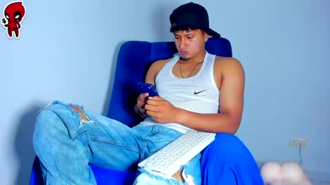  Dominic  online show from July 31, 3:18 am