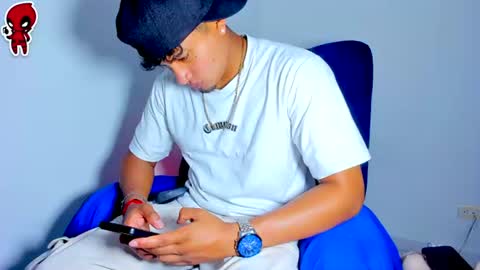 Dominic  online show from July 9, 7:45 am