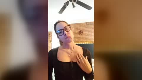 HI IM SWEET     Privates are OPEN online show from July 4, 5:05 pm