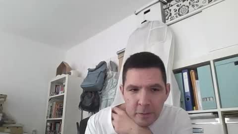 dominik_home online show from December 1, 12:36 pm