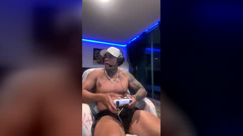 Only fans Ronnie col---InstaRonniecolleman  online show from May 1, 1:54 am