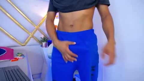 dominusblack online show from March 10, 5:12 am