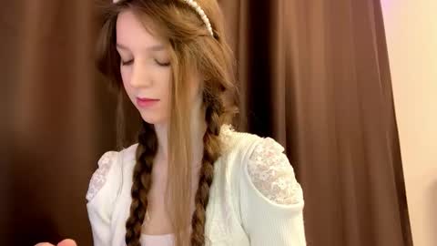 Kira online show from February 27, 4:10 pm