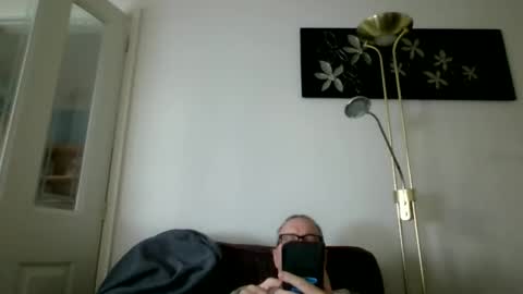 David uk online show from November 6, 3:15 pm