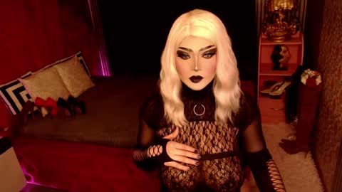      online show from December 6, 7:59 am