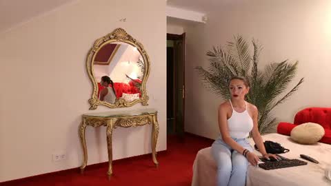 Donna online show from July 21, 11:45 am