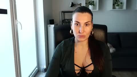 DonnaLive online show from October 14, 2:31 pm