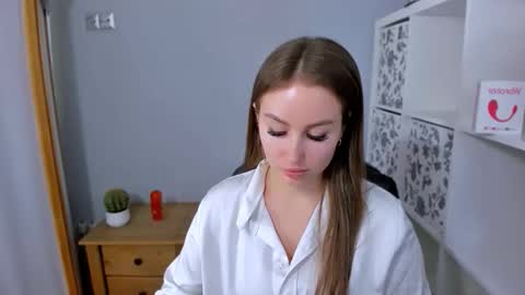 DonnaSensual online show from November 4, 4:52 pm