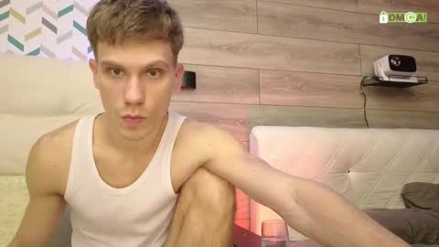 Nikon online show from October 22, 8:54 pm