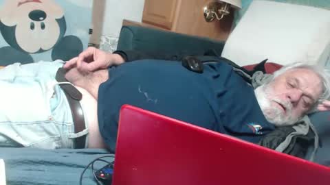 Snapshot of doouugcumming chatting on February 14, 9:03 am cummingdoouug online show from February 14, 9:03 am