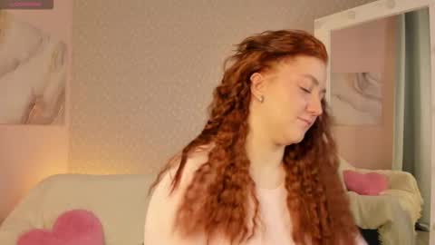 Dora EXOMI online show from November 19, 1:16 am