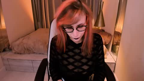 Snapshot of dora_marcelli chatting on December 20, 12:49 pm Your Dora Follow me 3 online show from December 20, 12:49 pm