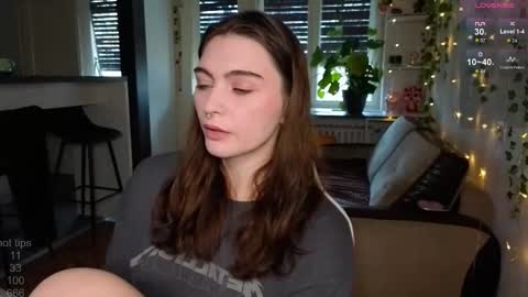 Alice online show from November 29, 8:55 am