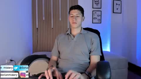 dorian_mystery online show from July 18, 11:18 pm