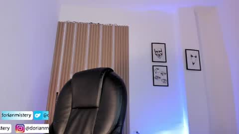 dorian_mystery online show from July 10, 11:42 pm