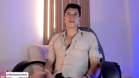 dorian_mystery online show from April 30, 3:22 am