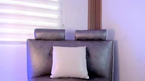 dorian_mystery online show from February 12, 9:40 pm