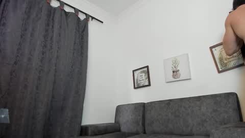 Dorian Fenix online show from December 5, 8:28 pm