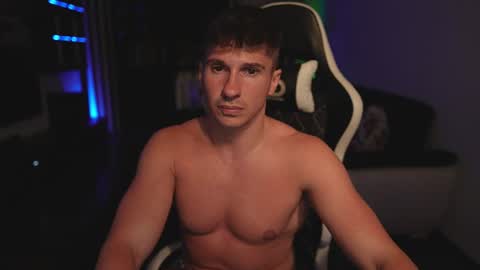 Dorian Reyes online show from July 6, 12:18 am