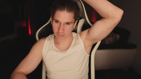 Dorian Reyes online show from May 27, 10:40 pm