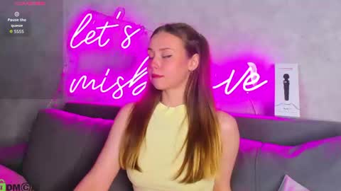 Vanessa online show from June 15, 5:27 pm