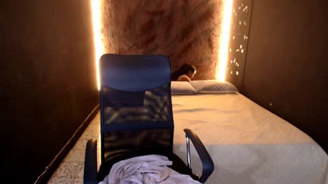 Dorka Rojas online show from December 27, 2:25 am