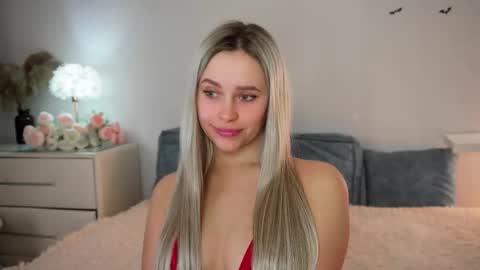 Amy online show from March 3, 9:33 pm