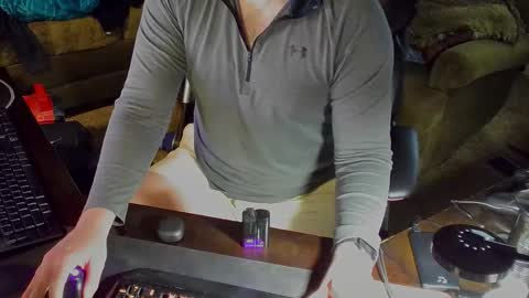 DotYourEyezez  online show from February 18, 10:31 pm