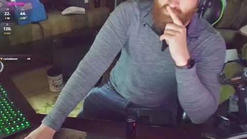 Snapshot of dotyoureyezez chatting on January 18, 11:22 pm DotYourEyezez online show from January 18, 11:22 pm