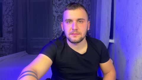 douglas_666 online show from December 3, 9:15 pm