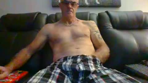 doum1122 online show from November 18, 12:46 am