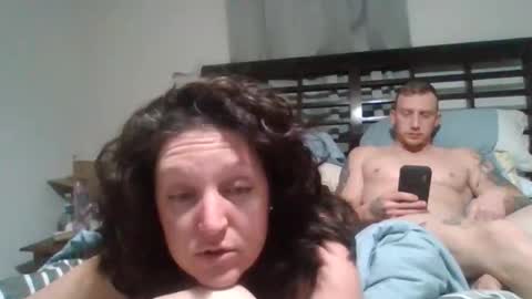 dozenutz914 online show from January 18, 3:37 am