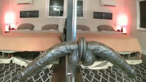 dpthroatorallybi online show from February 20, 6:37 am