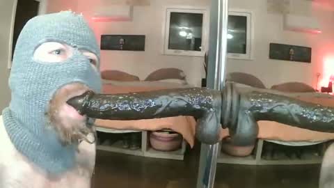 dpthroatorallybi online show from March 6, 5:50 am