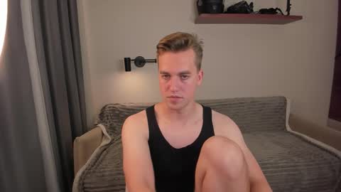 Mervin  online show from September 12, 8:33 pm