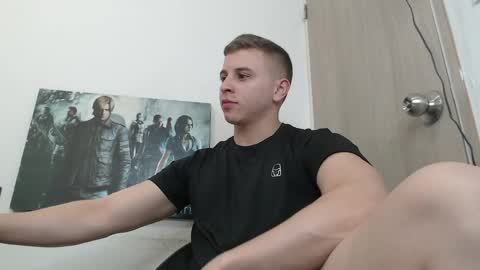 draco_boy2000 online show from May 13, 12:20 am