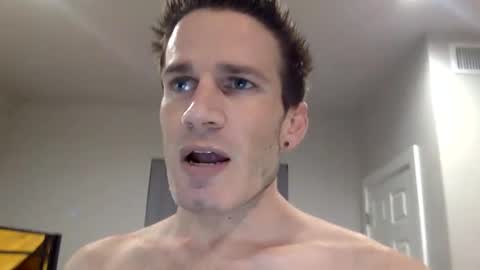 dracoisback online show from March 12, 11:12 pm