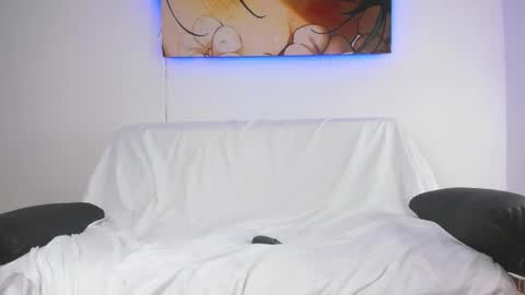 Drake and Zara online show from December 1, 11:52 am