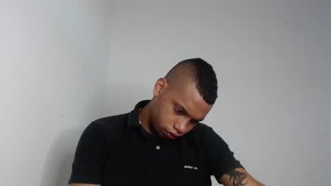 drako_monstercock online show from June 24, 8:38 pm