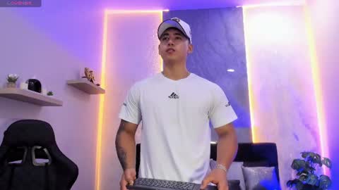 Draven online show from June 14, 2:41 pm