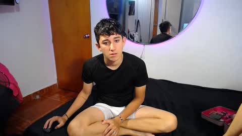 -- nicolle and jhon -- online show from September 12, 3:41 am