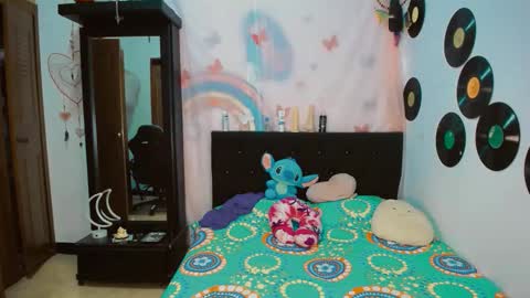 sharon online show from November 1, 8:24 am