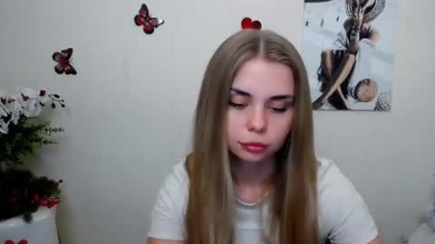 Mari online show from August 3, 7:54 am