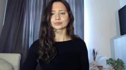 Nicole online show from May 9, 7:36 am