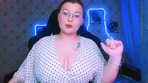 dreamforyoue2 online show from March 16, 7:18 pm