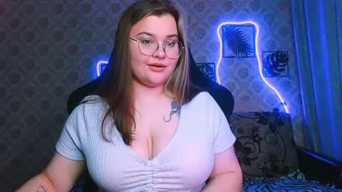 dreamforyoue2 online show from June 17, 6:46 pm