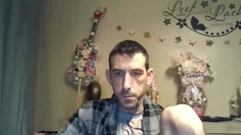 dreamguy38 online show from December 14, 6:30 am