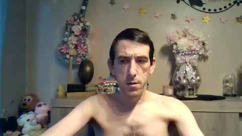 dreamguy38 online show from December 1, 8:01 am