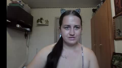 Snapshot of dreamiebelle chatting on September 18, 8:07 am dreamiebelle online show from September 18, 8:07 am